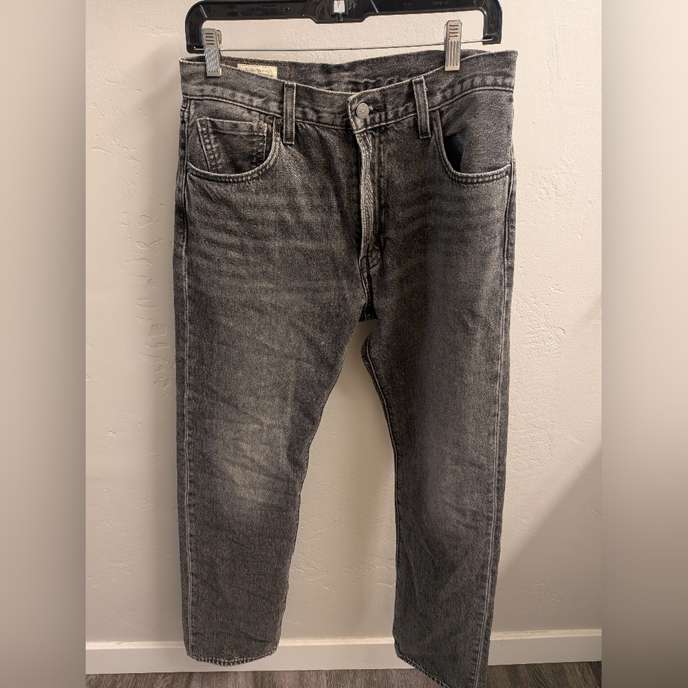 Levi's Gray Boyfriend Jeans with Vintage Appeal